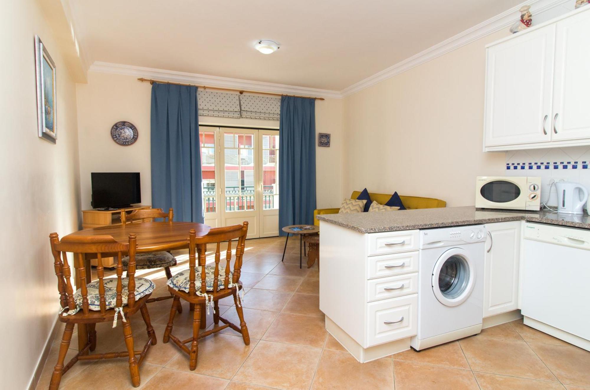 Apartment Oura Sunrise Iii - Sea View & Oura Beach & Top Location